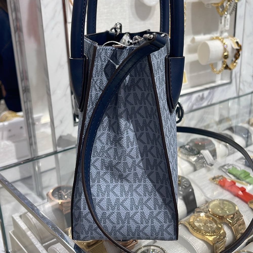 Michael Kors Mercer Medium Two-Tone Logo Crossbody Messenger Navy Multi NWT - Picture 6 of 16